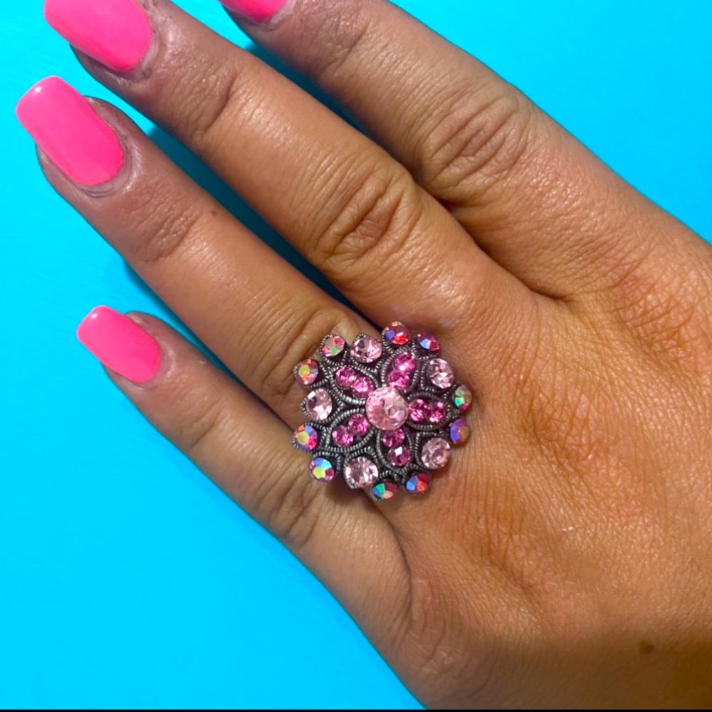 Pink flower ring - adjustable 💍💕